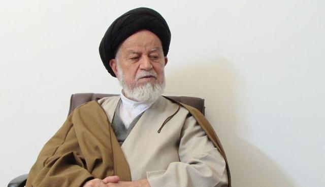 عدم حضور آیت‌الله شاهچراغی در مراسم نیایش شاهنشاهی