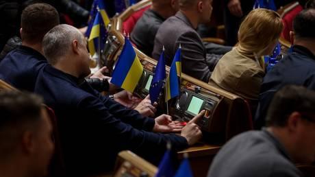 Bribery ring busted in Ukrainian parliament – investigators