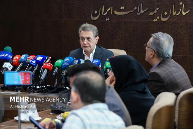 ۵ همت به حساب مراکز طرف قرارداد بیمه سلامت واریز شد