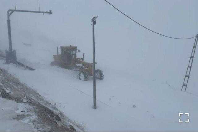 سجادی: تمامی مسیرهای منتهی به شهر سنندج مسدود است