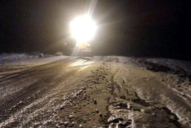 انسداد محور خمین – الیگودرز به دلیل کولاک شدید؛ تردد ممنوع شد