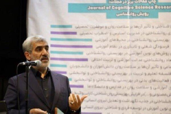 قاسمی: هنر و ورزش دو بال اصلی ارتقای کیفیت آموزش دانش‌آموزان است