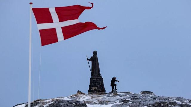 همزمان با تهدید ترامپ به الحاق گرینلند، دانمارک از آمریکا هواپیما خرید