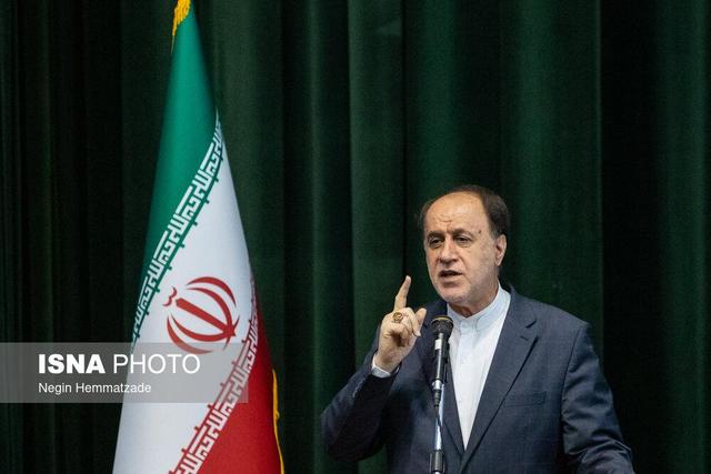 ‌حاجی‌بابایی با اشاره به لایحه بودجه: باید معیشت مردم بهبود یابد