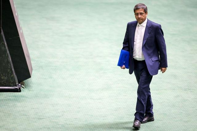 تاثیر بازگشت همتی به بانک مرکزی بر بورس