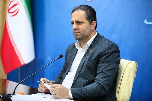 حسینی: در مدیریت بازار با هیچ مدیری تعارف نداریم