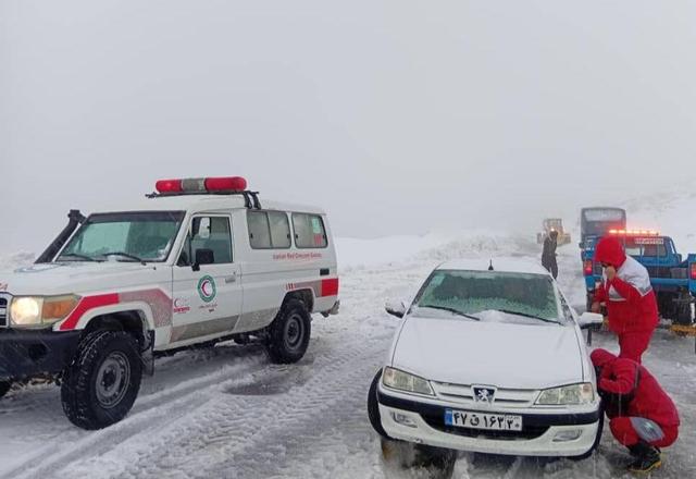 تداوم عملیات زمستانی در محورهای اصفهان؛ همه راه‌های شریانی باز است