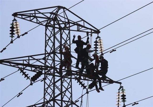 خسارت ۳۳۶ میلیارد ریالی سامانه بارشی اخیر به شبکه و تاسیسات توزیع برق