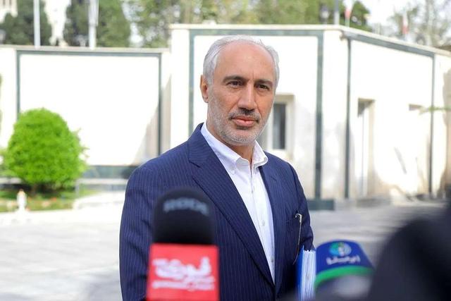 رئیس سازمان برنامه و بودجه درباره زمان پرداخت یارانه ۷۰۰ هزار تومانی: هنوز جمع‌بندی خاصی صورت نگرفته؛ در حال گفت‌و‌گو در مورد این موضوع هستیم