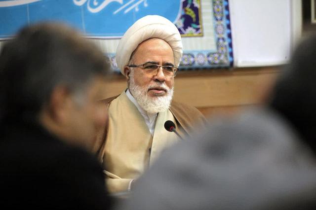 امام جمعه کرمانشاه: دانشگاه‌ها موتور پیشرفت علمی کشور هستند