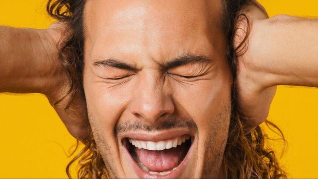 راز پشت آهنگ‌های سمج | چرا گاهی یک آهنگ‌ در ذهن ما گیر می‌کند؟