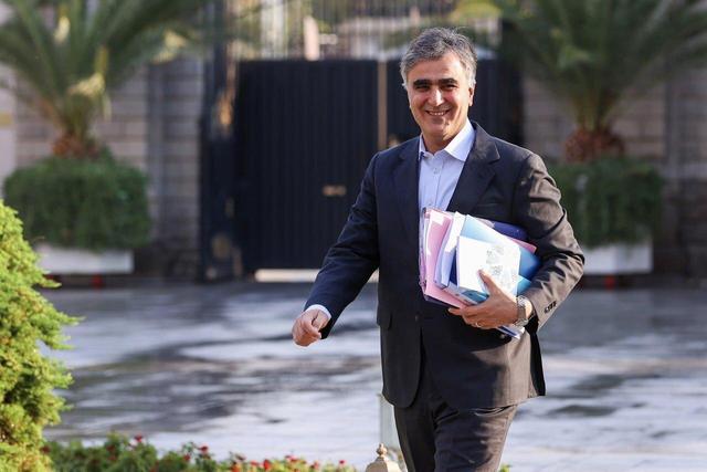 فرزین در دولت پزشکیان پست جدید گرفت/ سمت جدید او چیست؟