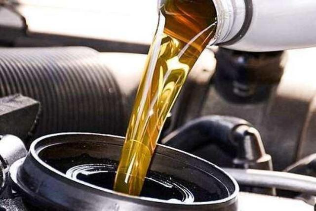 قیمت روغن موتور ۱۱ دی ۱۴۰۴