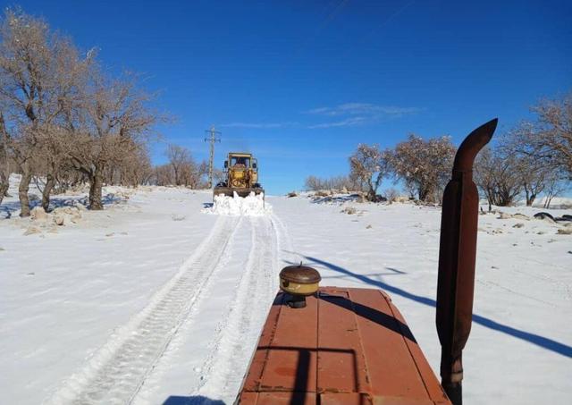 فیلم | برف روبی جاده‌های شهیون دزفول
