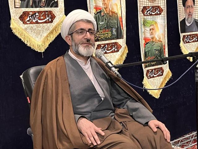 شهید سلیمانی، فرمانده پشتیبانی جبهه مقاومت در چهار دهه مبارزه بود