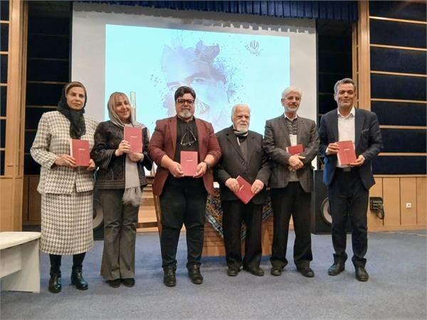 رونمایی «ما از پریدگان، ما از پرندگان» در نکوداشت شاعرانگی منصور اوجی