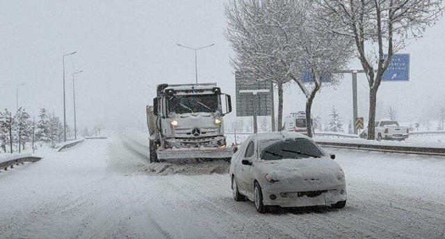 برف و سرمای شدید در مناطق مختلف ترکیه