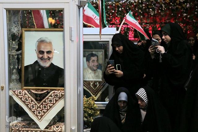 ببینید | هم‌اکنون| گلزار شهدای کرمان در آستانه سالروز شهادت حاج قاسم