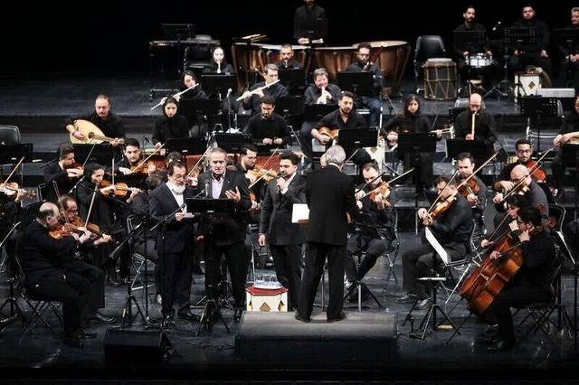 آثار خاطره‌انگیز موسیقی ایرانی روایت شد/ بازگشت خواننده اسبق ارکستر ملی+ فیلم