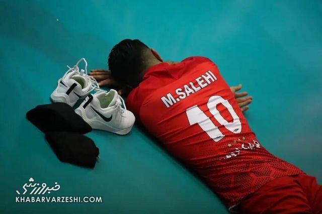 اعتراف تلخ ستاره تیم ملی ایران: شاید برای همیشه خداحافظی کنم/ فشار روحی زیادی دارم