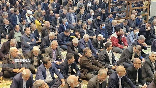 خطیب جمعه یاسوج: مردم خواهان مبارزه با مفسدان اقتصادی هستند