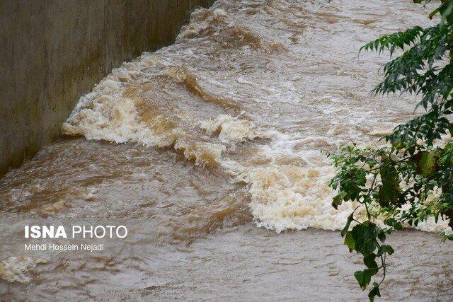 انجام دومین مرحله پیمایش هوایی سیلاب ایذه با مشارکت گسترده تیم‌های امدادی