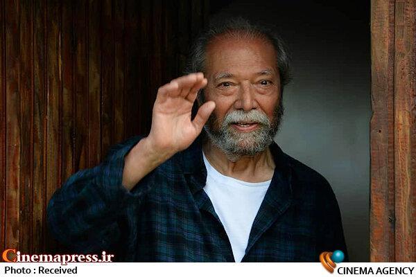 خوشبختانه به واسطه تلاشی که در عرصه‌های مختلف سینما و تئاتر انجام گرفته ما هر روز شاهد روند رو به رشدی از سوی هنرمندان جوان این حوزه‌ها هستم