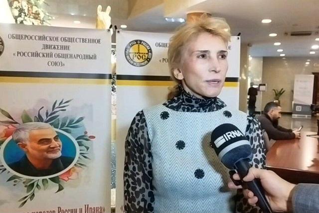 فعال روس: برای مقابله با شر ترامپ متحد شویم + فیلم