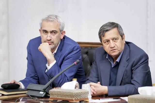 همتی بازار ارز را شوکه خواهد کرد؟/ خط قرمز رئیس بانک مرکزی باید...