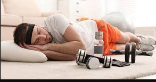 بالاخره ورزش کنیم یا بخوابیم؟ کدام مهمتر است؟