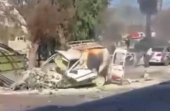فیلم/ حمله پهپادی صهیونیست‌ها به یک خودرو در لبنان