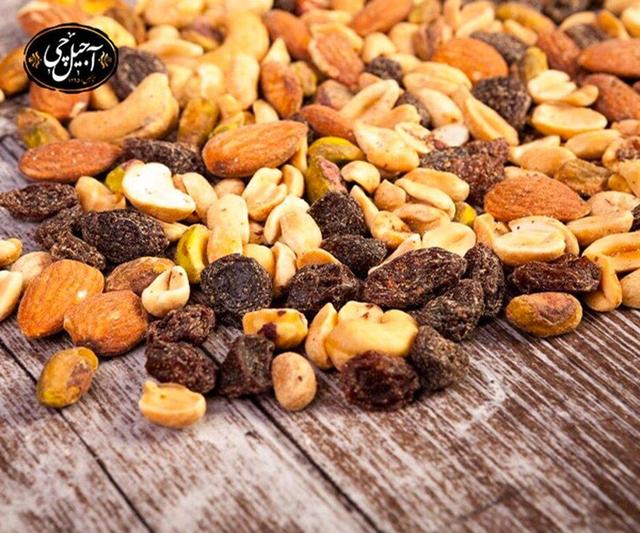 بهترین تنقلات برای شب های امتحان دانشجویان / خوراکی های ممنوعه