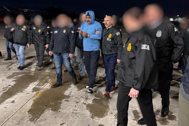 شما نظر بدهید | آیا مداخله نظامی آمریکا باعث بهبود وضعیت اقتصادی و آزادی‌های سیاسی ونزوئلا خواهد شد؟