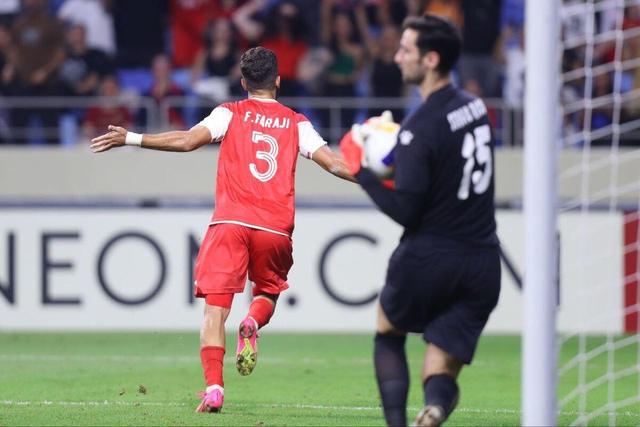 تراکتور از مدافع سابق پرسپولیس، درس عبرت ساخت!