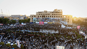 میدان امام حسین میعادگاه اهالی نصف جهان در حمایت از وحدت ملی