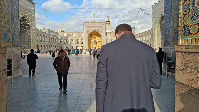 محبت اهل‌بیت (ع) راه جذب دل‌هاست