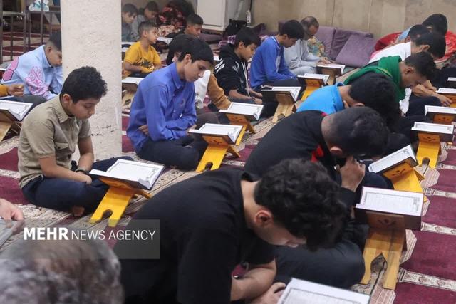 اعتکاف دانش‌آموزی در ایذه