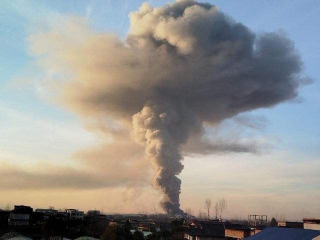 آتش سوزی در یک کارخانه بزرگ آمل