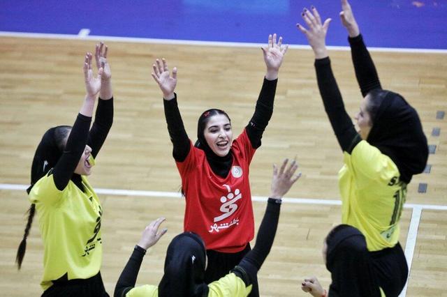 والیبال زنان مقاومت شهرداری نیم‌فصل دوم را با برد شروع کرد