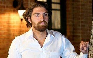 امیرحسین فتحی در آمریکا شهید میشود