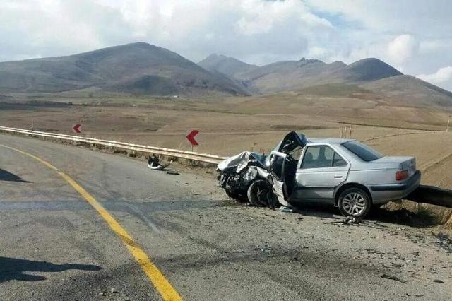 ۳ سانحه رانندگی طی یک روز در استان سمنان؛ نجات ۱۲ مصدوم توسط امدادگران