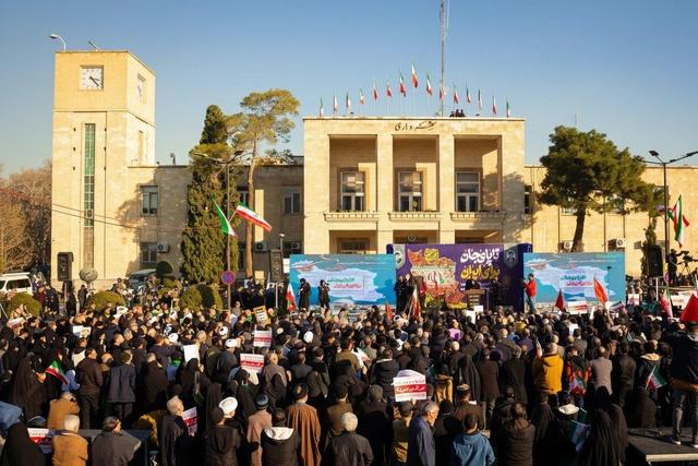 امضای مجدد یک وفاداری؛ اصفهان برای ایران ایستاد
