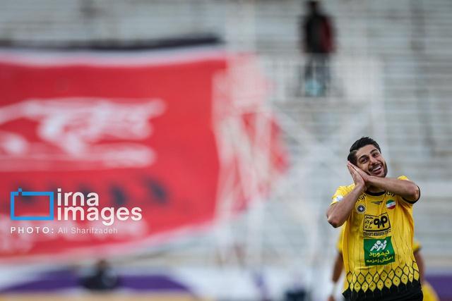 پاتک سپاهان به پرسپولیس؛ عقب‌نشینی سرخ‌پوشان در جذب لژیونر ایرانی