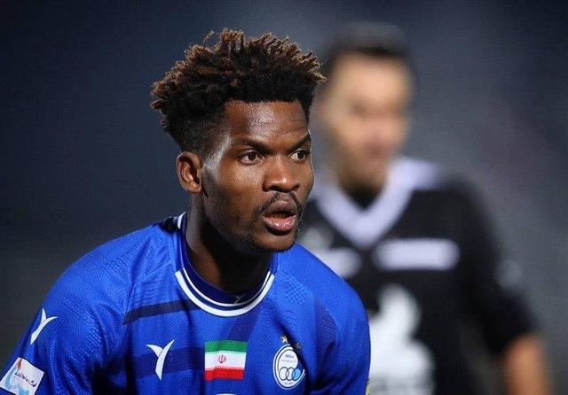 شوک به استقلال؛ قرارداد اندونگ از نظر فدراسیون فوتبال فسخ شده