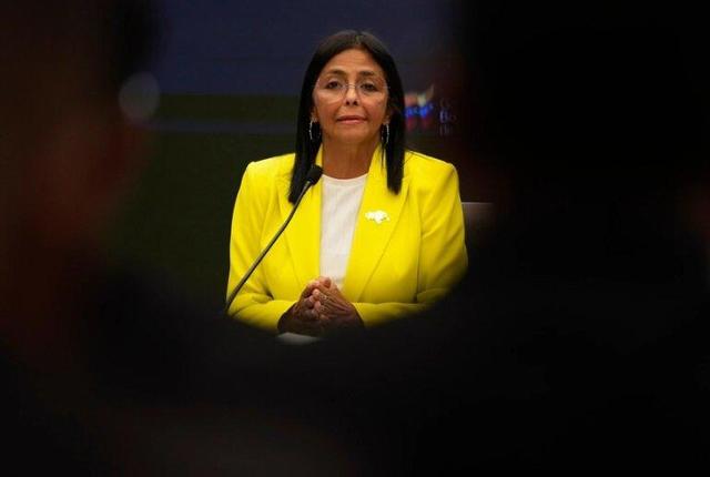 ۷ روز عزای عمومی در ونزوئلا/ زخمی شدن مادورو و همسرش