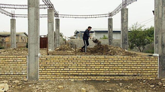 اهالی روستای کاج در انتظار تکمیل خانه بهداشت + فیلم