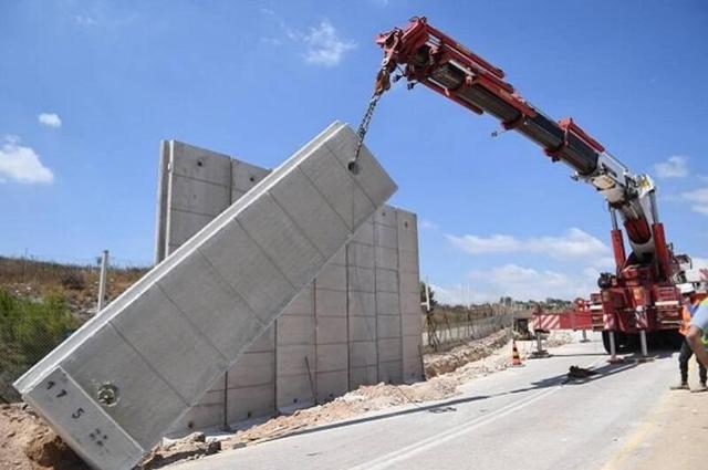 تکمیل محاصره صهیونیست‌ها/ تل‌آویو دیوارکشی در مرز اردن را آغاز می‌کند