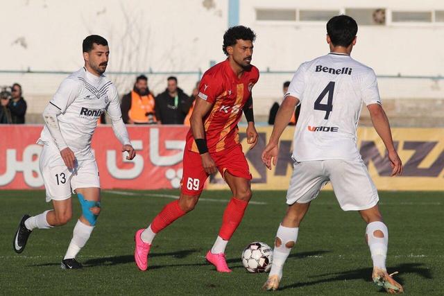 عکس | ماجراهای عجیب رضاییان و نیمکت پرسپولیس؛ رامین به آغوش سرخ‌ها برگشت