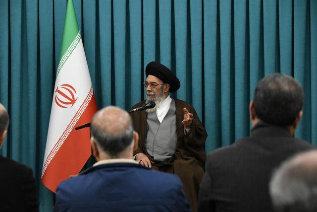 امام جمعه اصفهان: جنگ نرم پیچیده‌تر و دشوارتر از جنگ سخت است