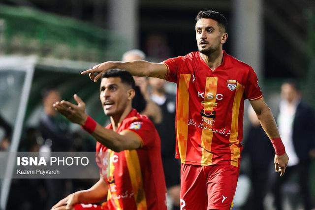 رزاق پور: قرارمان این بود تحت تاثیر بازی پرسپولیس قرار نگیریم/ مطهری بار فنی بالایی دارد